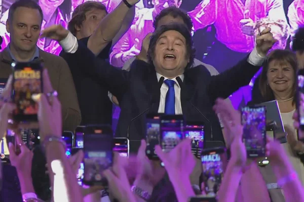 Milei habló tras el triunfo del Gobierno en las elecciones: “Comienza la construcción de la Argentina grande”