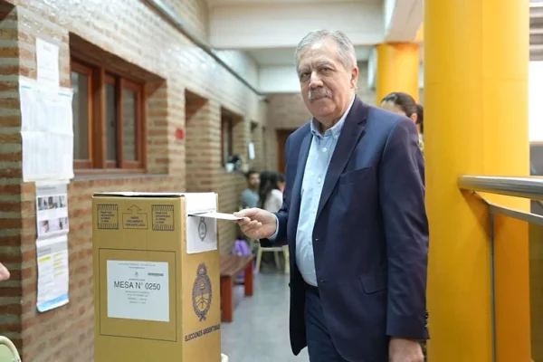 Elías Suárez del Frente Cívico es el nuevo gobernador de Santiago del Estero