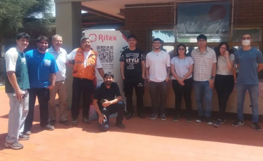 Estudiantes de Ingeniería Electrónica visitaron la Fábrica RITEX, en el Parque Industrial.