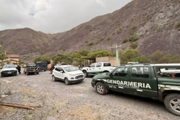 Buscan a dos hombres que desaparecieron a 4 mil metros de altura en un cerro de Salta