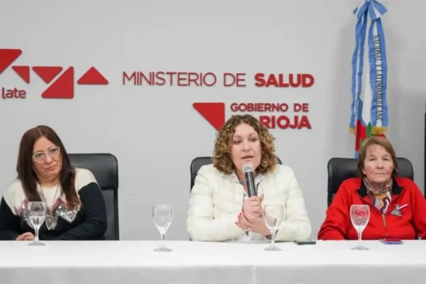 Promueven el cuidado en forma integral de los adultos mayores