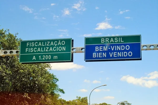 Brasil: el Ministerio de Seguridad argentino activará una alerta en las fronteras por los hechos de violencia