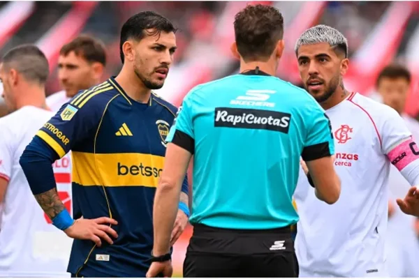 Polémica en la Liga Profesional: un árbitro fue parado tras una expulsión en Barracas - Boca