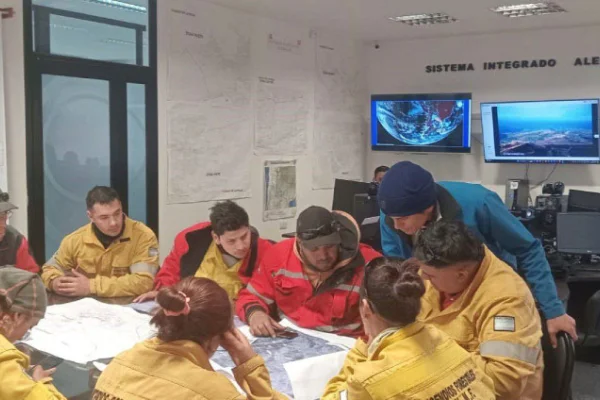 Consolidan una red provincial para anticipar riesgos climáticos