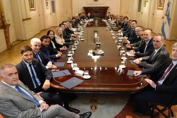 Javier Milei se reunió con los gobernadores en Casa Rosada para acordar reformas