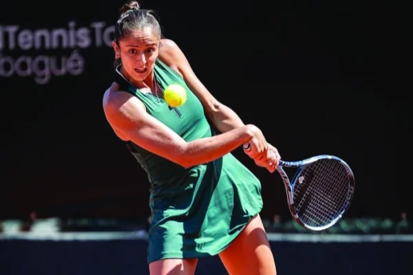 Tenis: Ortenzi buscaba su lugar en la final, pero una tormenta puso en suspenso la definición