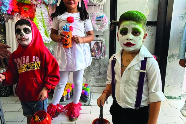 Niños riojanos se disfrazaron por Halloween