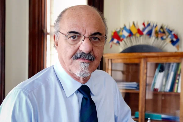 Carlos Tomada advirtió que 