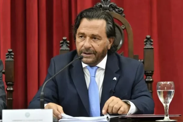 Gustavo Sáenz cuestionó el “poder de decisión” de Guillermo Francos y le exigió “autoridad