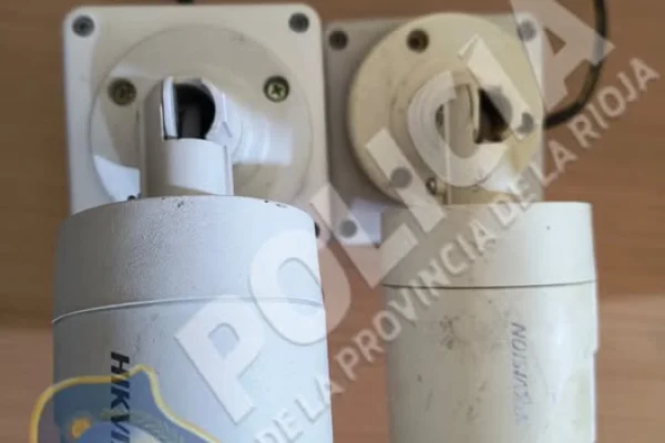 Investigaciones recuperó dos cámaras de vigilancias en la capital