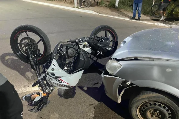 Un joven chocó de frente con un auto en Pagancillo y sufrió heridas