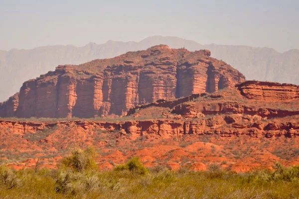 El tiempo para  La Rioja: Caluroso con 32° para este martes