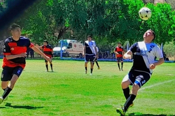 Fútbol de Famatina: San Vicente goleó y se mantiene en lo más alto de la tabla