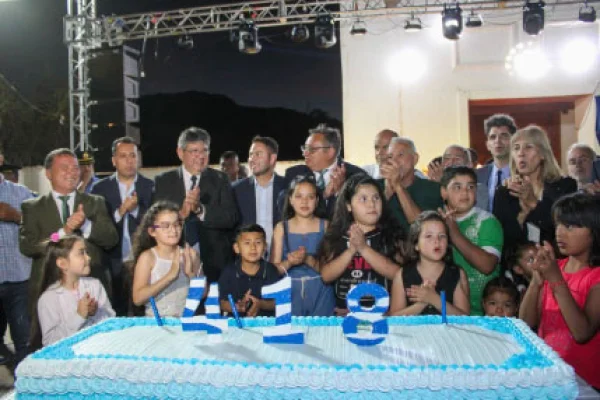 En Anguinán, el Municipio otorgó asistencia a familias e instituciones