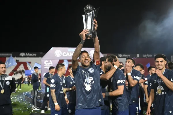 Independiente Rivadavia venció a Argentinos Juniors y se consagró campeón de la Copa Argentina