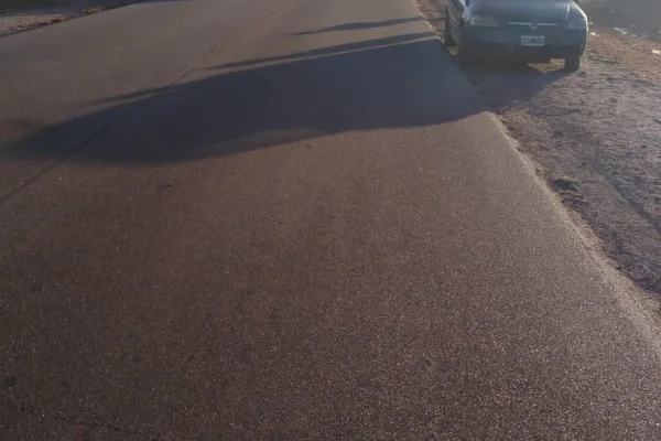 Volcó un camión sobre Ruta 5 y está cortado el tránsito