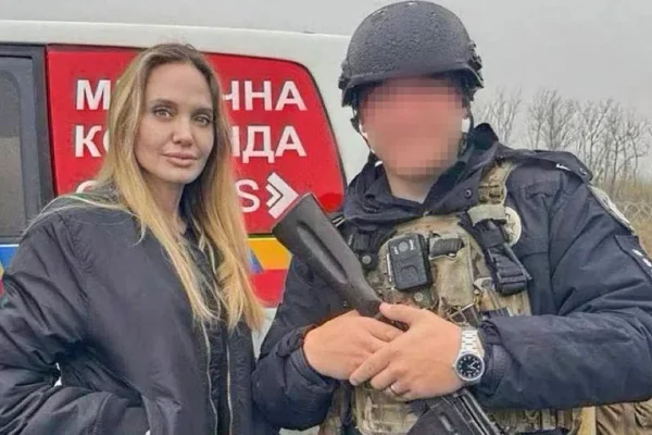 La sorpresiva aparición de Angelina Jolie en Ucrania