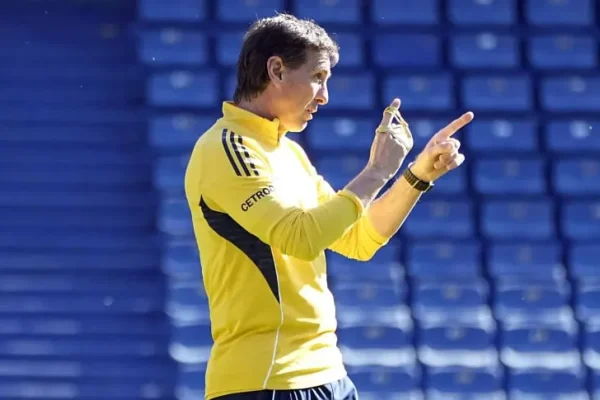 Palacios convenció a Úbeda, le ganó la pulseada a Ander Herrera y se perfila para ser titular ante River