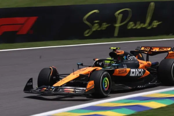 Lando Norris hizo la pole para la carrera sprint del GP de Brasil, Colapinto largará 16°