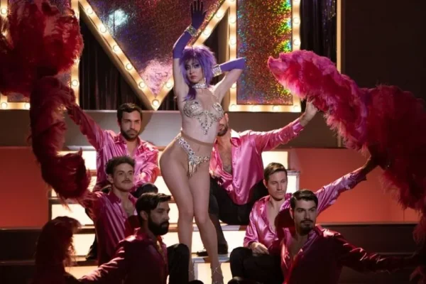 Netflix difunde las primera imágenes de Sofía Gala como su madre, Moria Casán