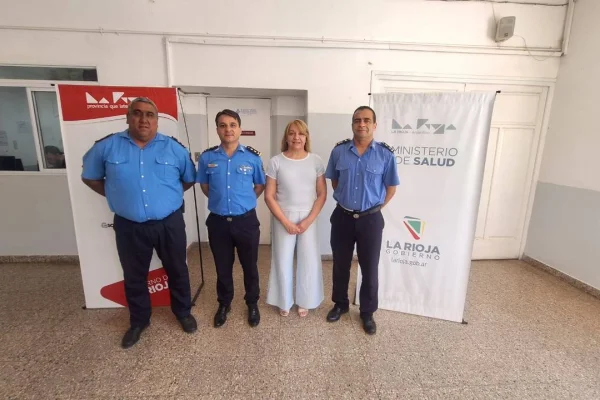 La Policía instaló una garita de seguridad en el Hospital de Chilecito