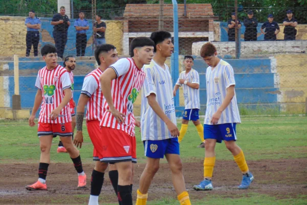 Fútbol: Defensores y Los Andes se enfrentan con diferentes necesidades por el Regional