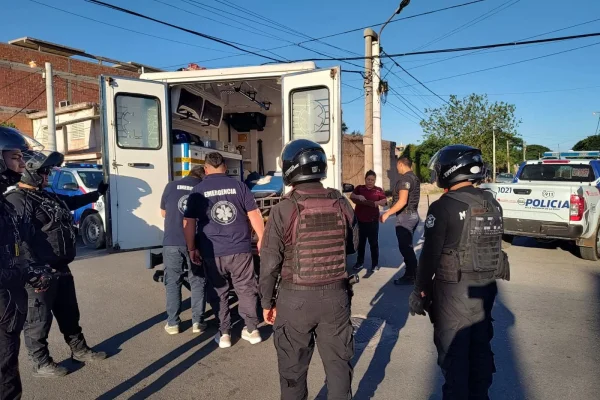 Incumplió una restricción perimetral, atacó a la Policia y fue detenido