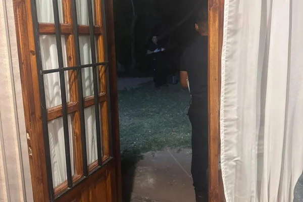 Robaron varios elementos de una peluquería en el barrio Centro