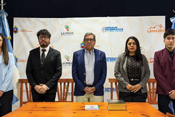 El intendente Luis Orquera renovó su Gabinete Municipal