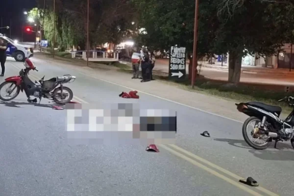 Grave choque entre dos motos en Chamical: un joven fue derivado a la Capital