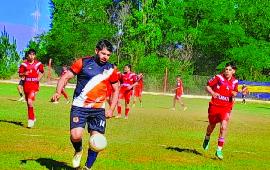 Independiente le ganó a Facundo y sigue prendido.