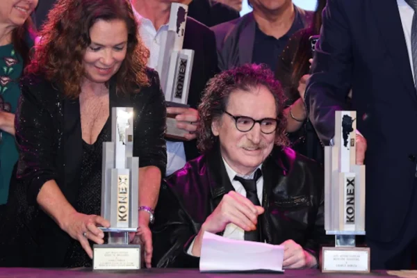 Charly García recibió el premio Konex de Brillante y brindó un emotivo discurso con una dedicatoria especial