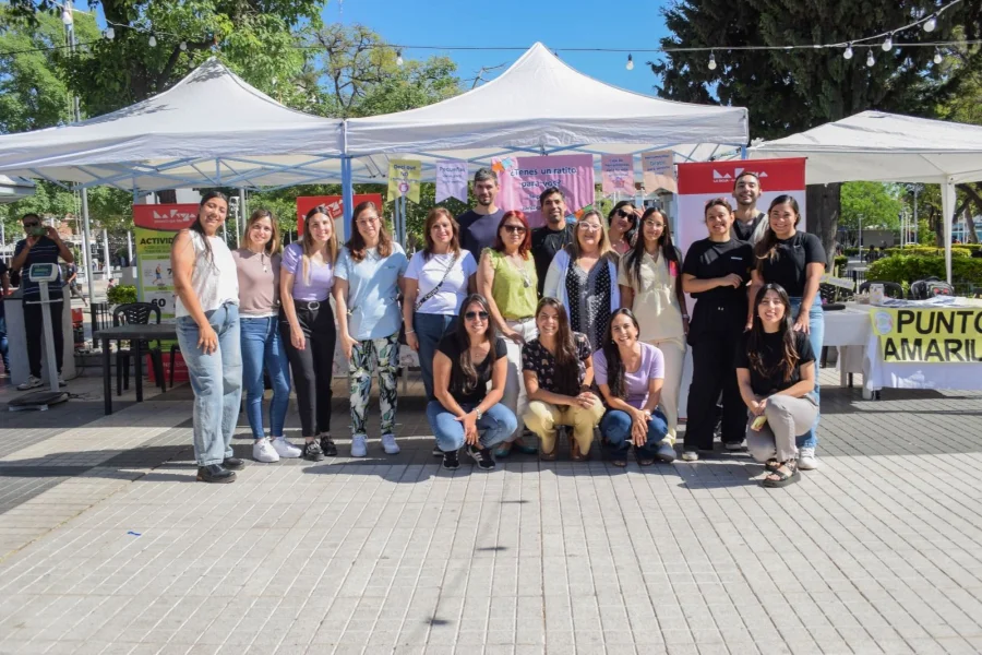 El evento. Participaron la asesora de la OPS en salud mental, Marcela Arzuaga; los directores de Salud Mental, Sebastián Barrionuevo entre otros.