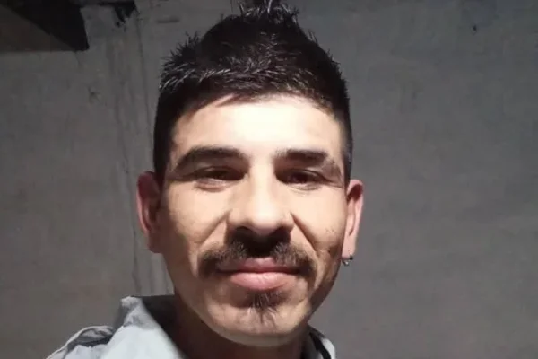 El detenido por el femicidio de Débora Bulacio le mandó mensajes a la víctima como coartada