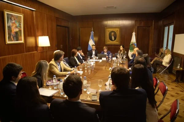 Bullrich se reúne con Villarruel: encuentro clave este viernes a las 12