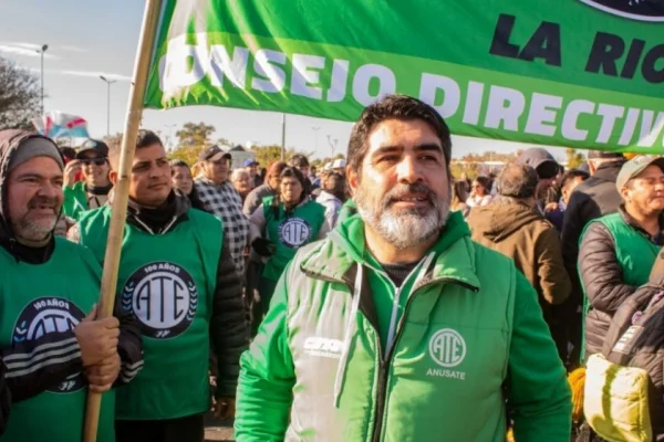 Reincorporaron a tres trabajadores estatales despedidos ilegalmente por Nación