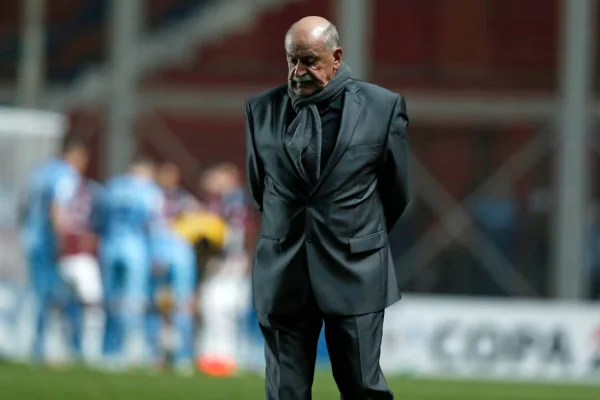 Murió Xabier Azkargorta, el entrenador que hizo historia con Bolivia y dejó su huella en el fútbol mundial