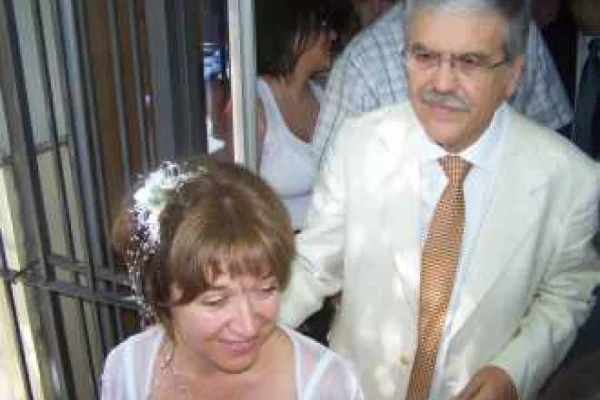 Esposa de Julio De Vido lo visitó en el penal de Ezeiza