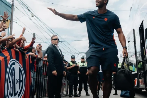 San Lorenzo pagó la deuda a Romaña y evitó que se vaya libre