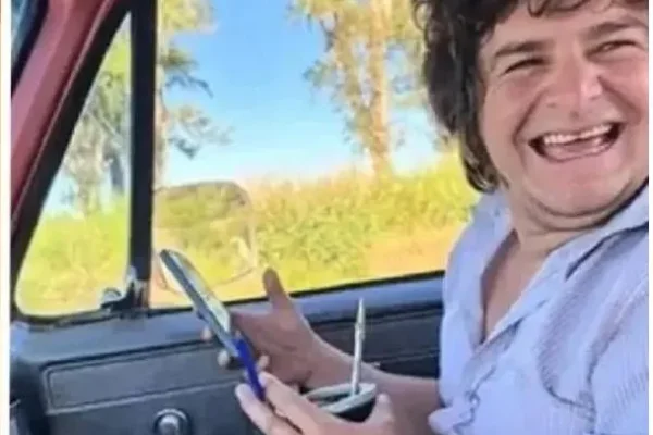 La historia del gaucho que es idéntico a Milei y ahora lo paran para sacarse fotos: “Me explotó el celular”