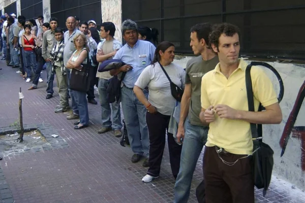 Javier Milei registró la pérdida de casi 20 mil empresas y 276 mil empleos