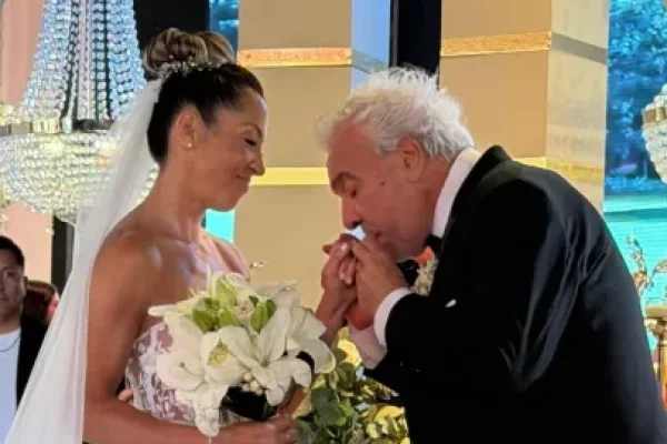 Escándalo en la boda de Coco Sily y Chimi Meza: un famoso llegó tarde y hubo que reubicarlo en otra mesa