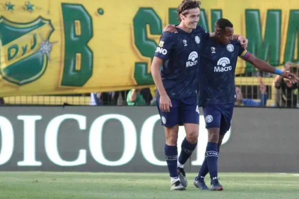 Independiente Rivadavia ganó y dejó a Defensa y Justicia sin playoffs