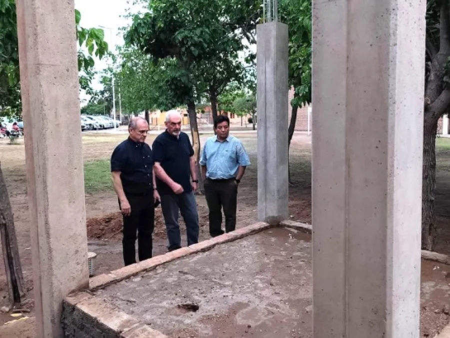 Datos. Se constató el armado avanzado del gabinete del banco de prueba.