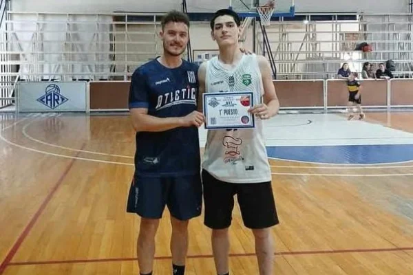 Bruno Bustos se coronó campeón en Río Tercero