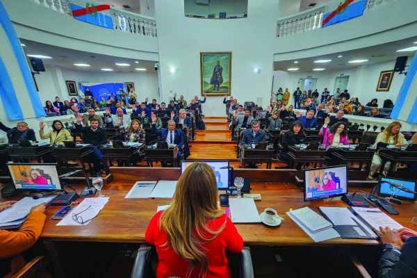 Cámara de Diputados: el lunes asumirán los 18 Legisladores