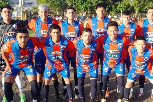 Juventud Independiente goleó a Defensores y se quedó con la Zona 17 del Regional