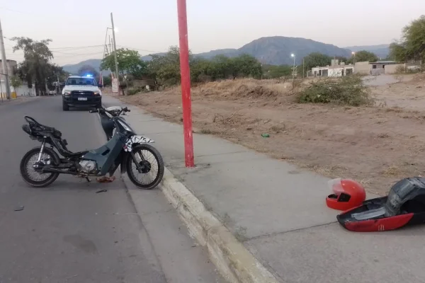 Un jóven chocó contra un pilar y se fracturó una pierna