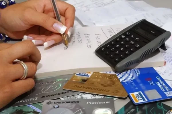 Crece la deuda de los argentinos: ya supera los $5,6 millones por persona