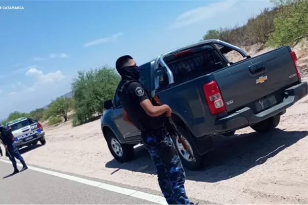Robó una camioneta en Catamarca y fue detenido porque se quedó sin combustible